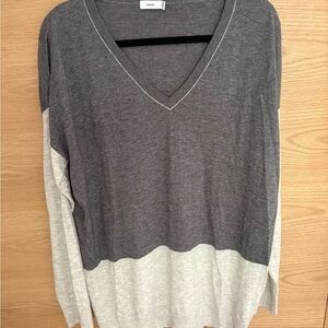 Women's Vince Wool Blend V-neck Sweater - Size XL